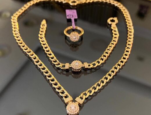 مجوهرات زمردة