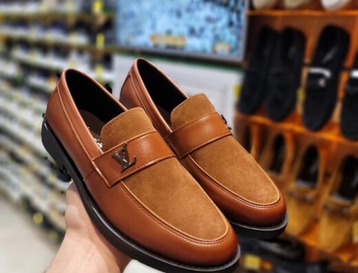 أحذية مزيكا