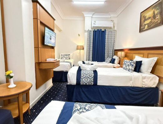 ثري ستار للسياحة