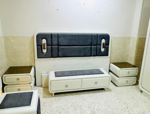 الخولي للأثاث