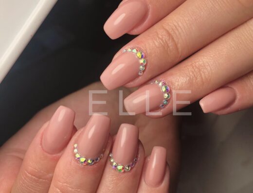 ELLE by Miriam Kurdy