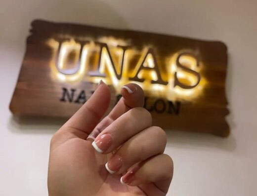 UÑAS